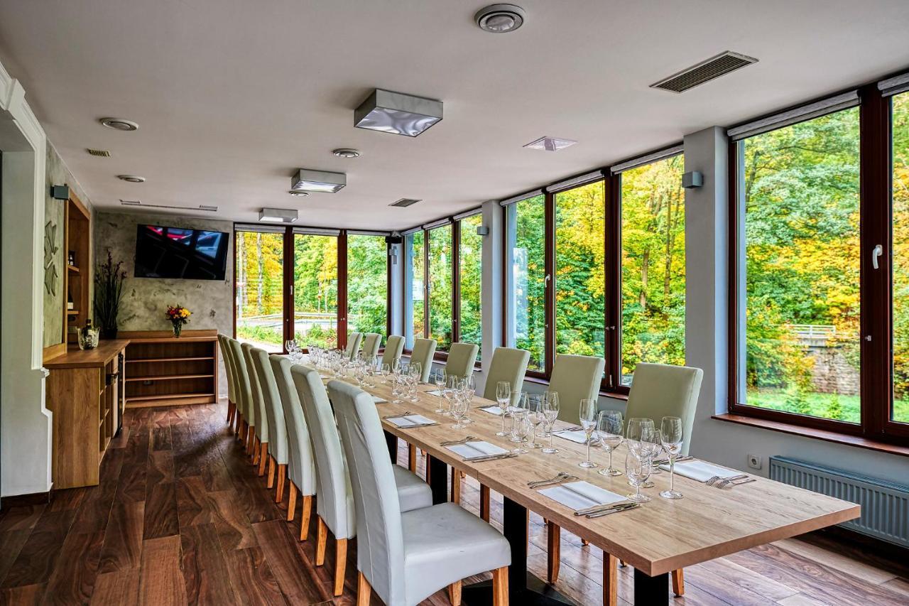 ליברץ Penzion A Restaurace Bily Mlyn מראה חיצוני תמונה